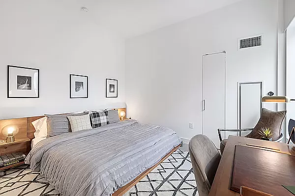 Rented by REAL New York | media 6