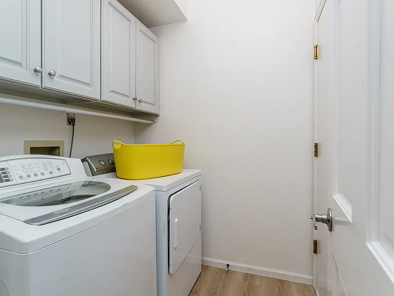 132 Skyview Ct — Photo 26