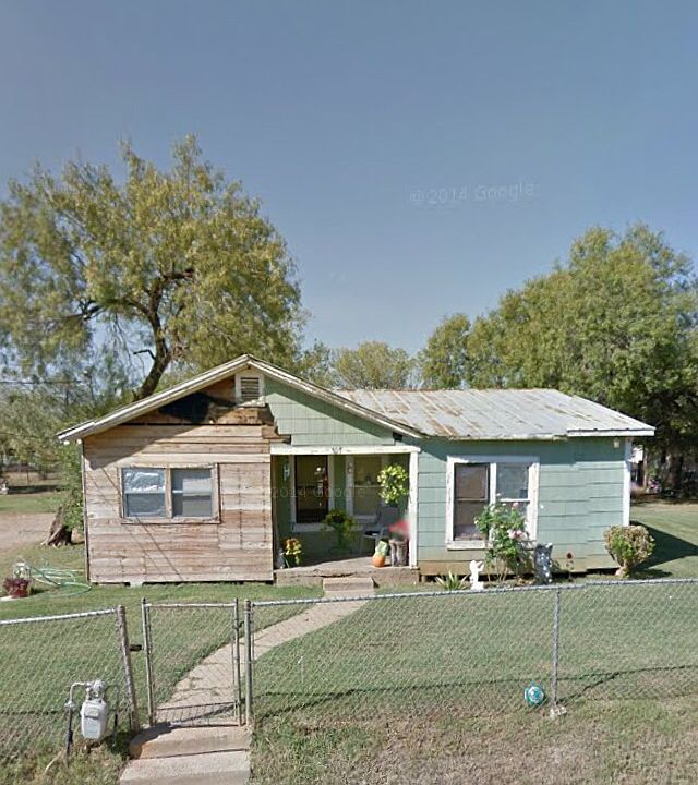 2nd image of 707 Mesquite