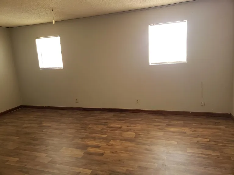 1041 Elk St — Photo 15