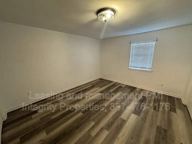 2343 Robley Dr — Photo 11