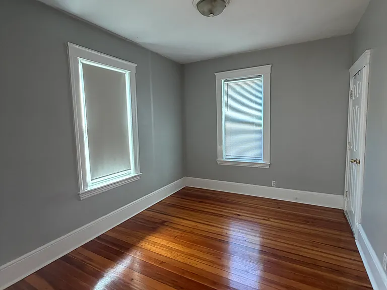 15 Waldo Ave #1F — Photo 4