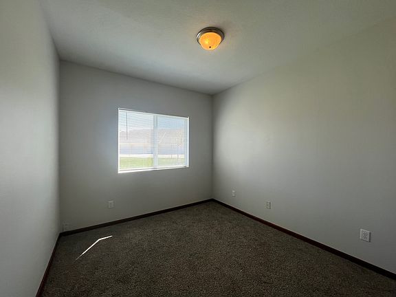 2nd image of 1825 SW White Birch Cir Unit 1