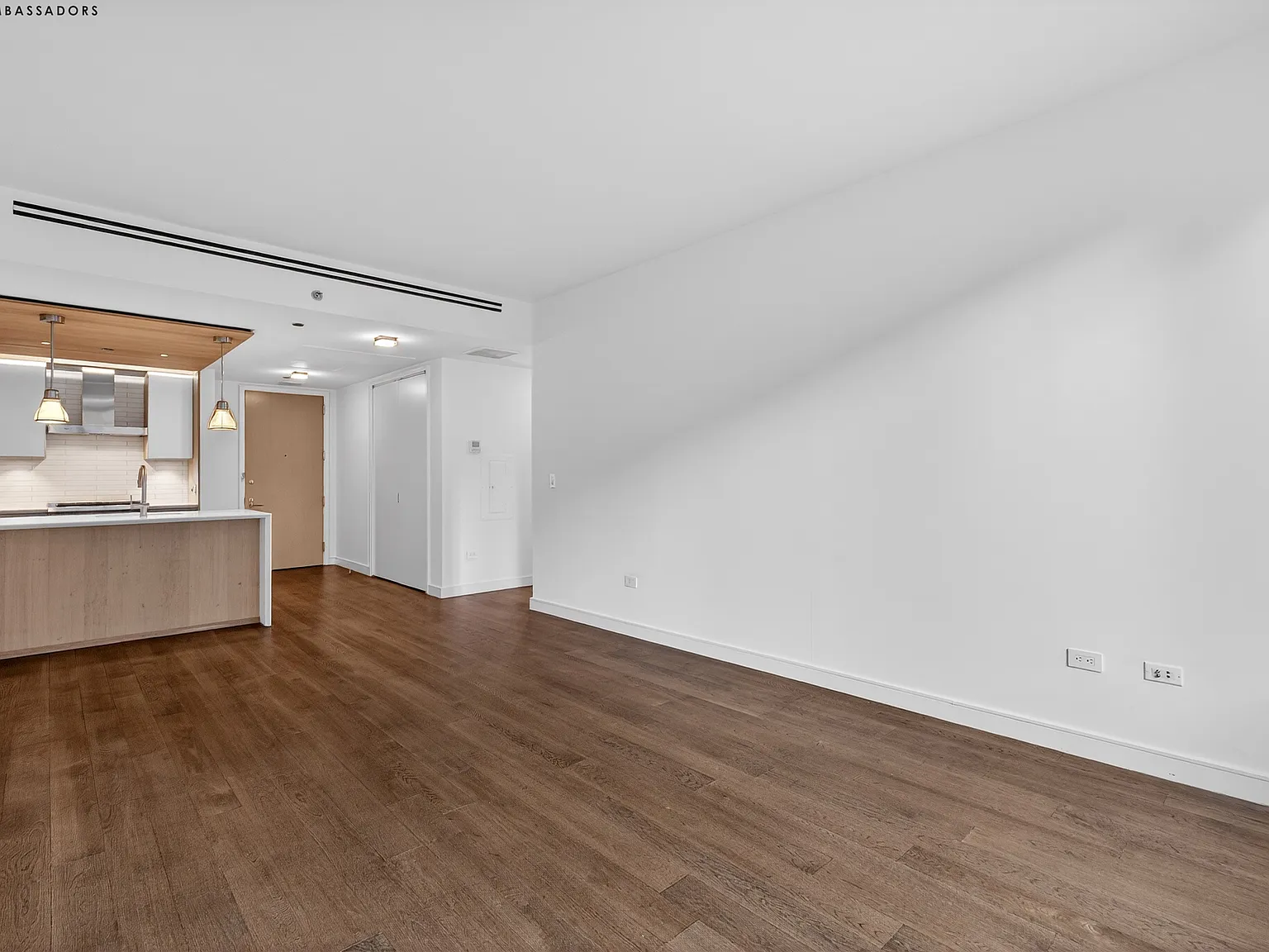 211 East 13th Street — Photo 3