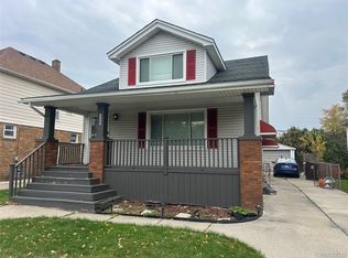 8054 Potomac Ave, Center Line, MI