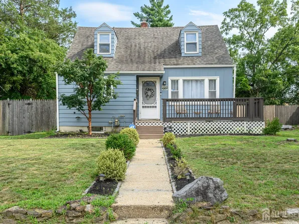 2010 S Brighton Ave, Clementon, NJ 08021