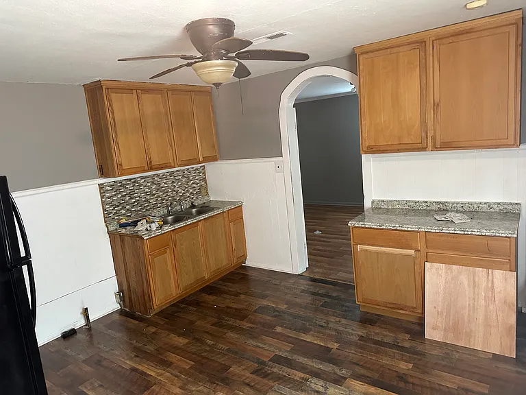 1257 Durbin St — Photo 13