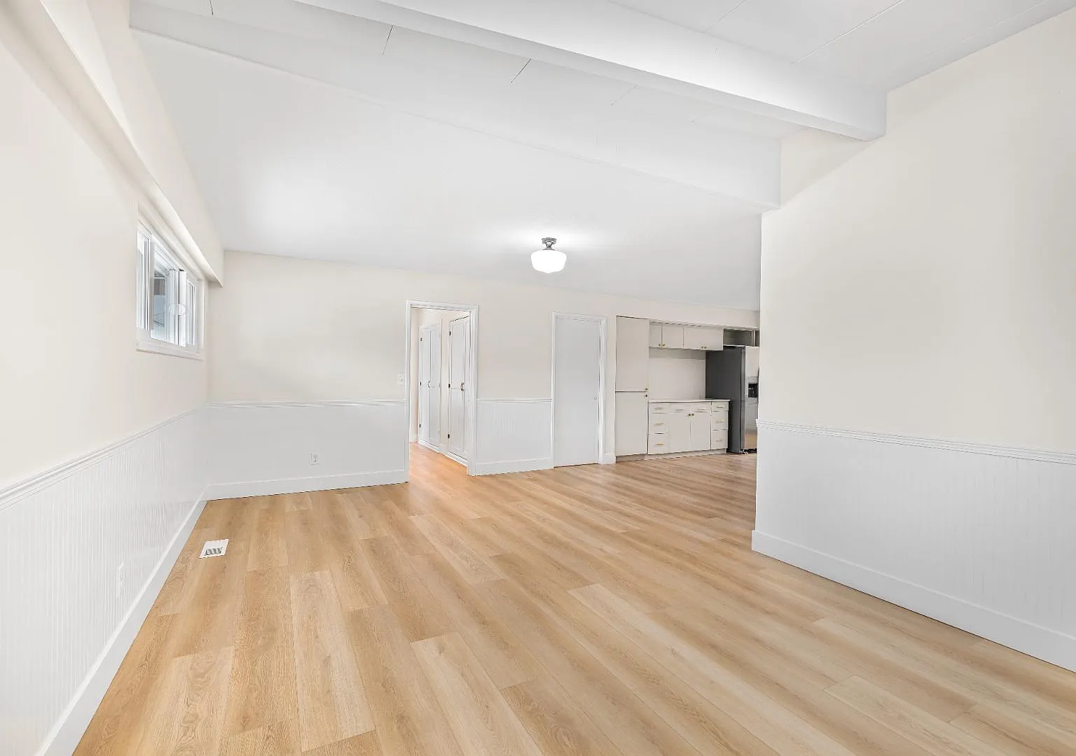 210 N First St — Photo 4