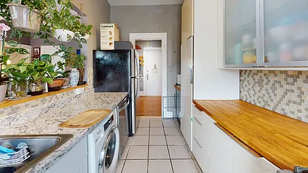 Rented by Bond New York