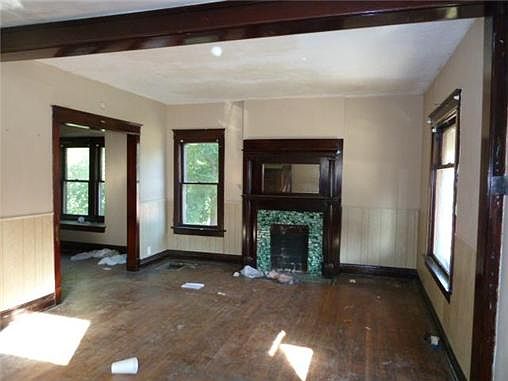 2nd image of 4308 E 24th St