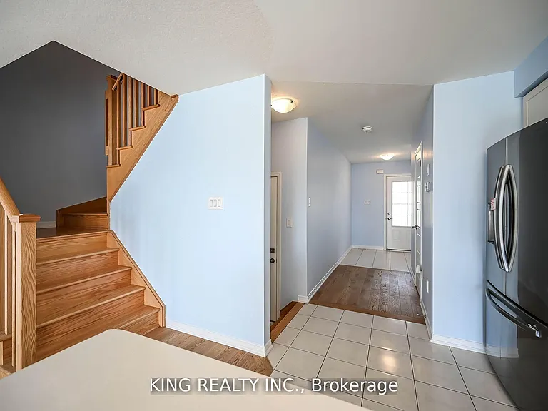27 Cooke Ave — Photo 6