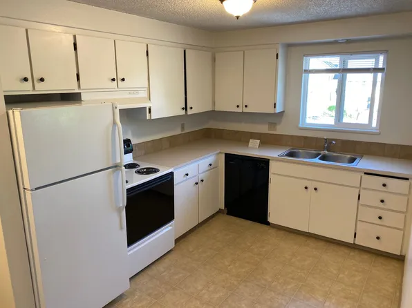 Aquarius Apartments, 2120 NW Tyler Ave #11, Corvallis, OR 97330
