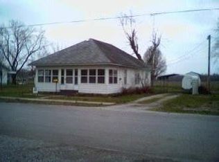 419 N Bush Ave, Hurst, IL 62949