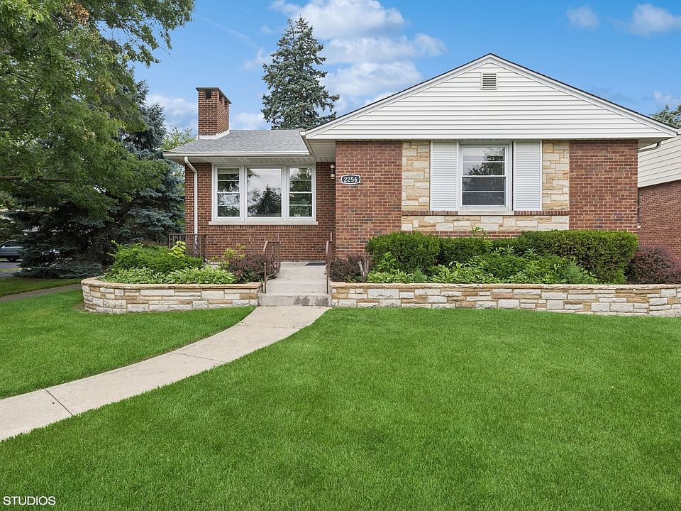 1st image of 2256 Sunnyside Ave
