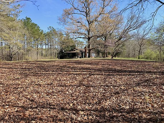 4th image of 1430 Lebanon Rd