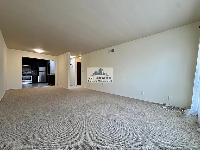 1345 Chestnut St #4 — Photo 7