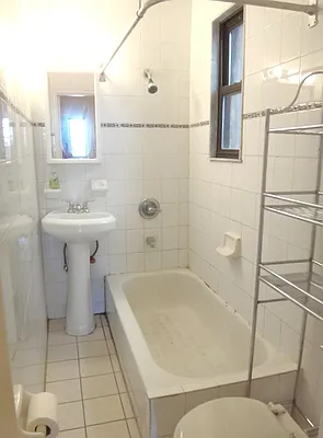 Rented by Paley Management | media 16