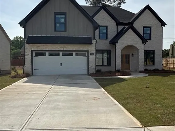2209 Reserve Park Ln, Lawrenceville, GA 30043