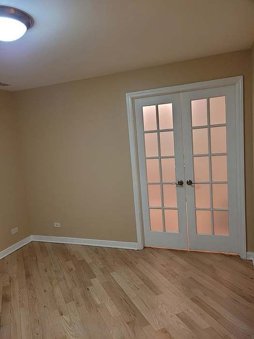 2nd image of 3611 W Montrose Ave #104