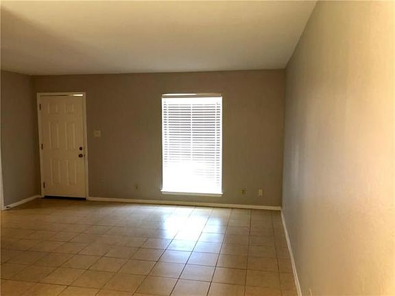 3rd image of 3618 Mandy Dr