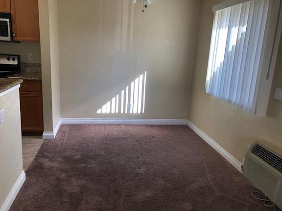 5th image of 1423 Graves Ave Unit 224