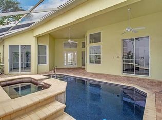 1070 Jardin Dr, Naples, FL 34104