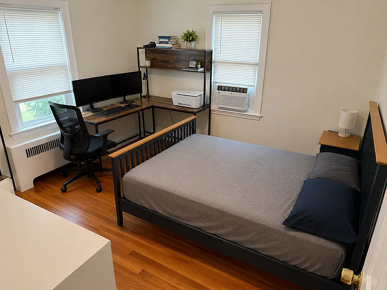 90 Fuller St #1 — Photo 6
