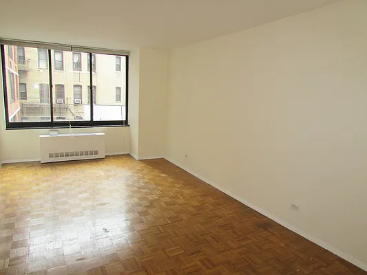 Rented by Gala West Realty LTD | media 25