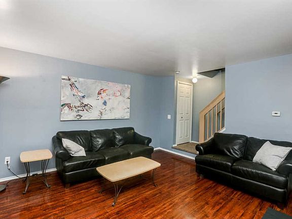 4th image of 3014 Forest Creek Ct