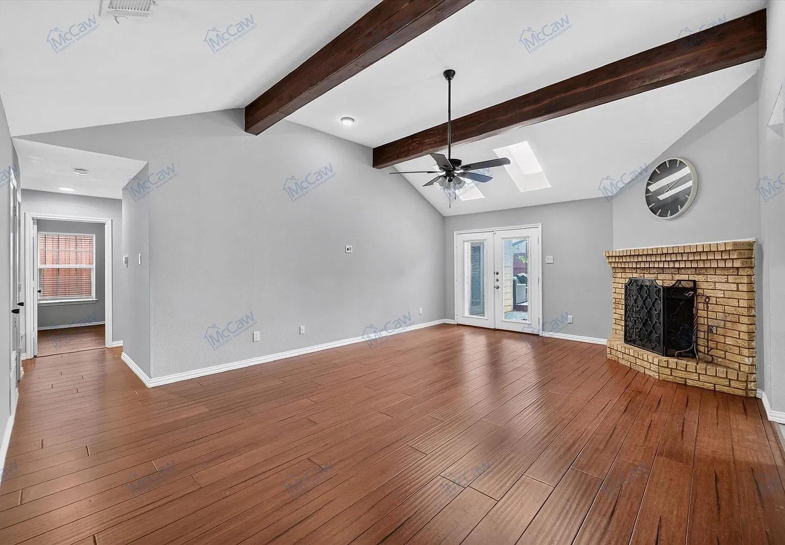 4 bed, 2.0 bath, 2080 sqft, $2,750 — Photo 2