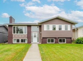 44 N Whiteridge Pl NE, Calgary, AB T1Y2Y6