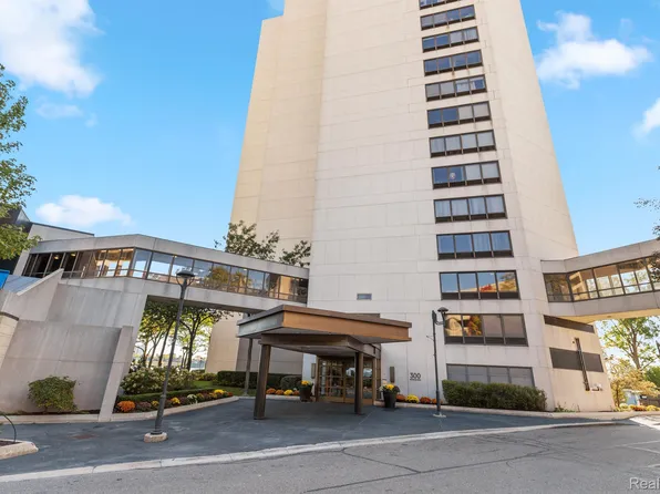 1001 W Jefferson Ave #13I, Detroit, MI 48226