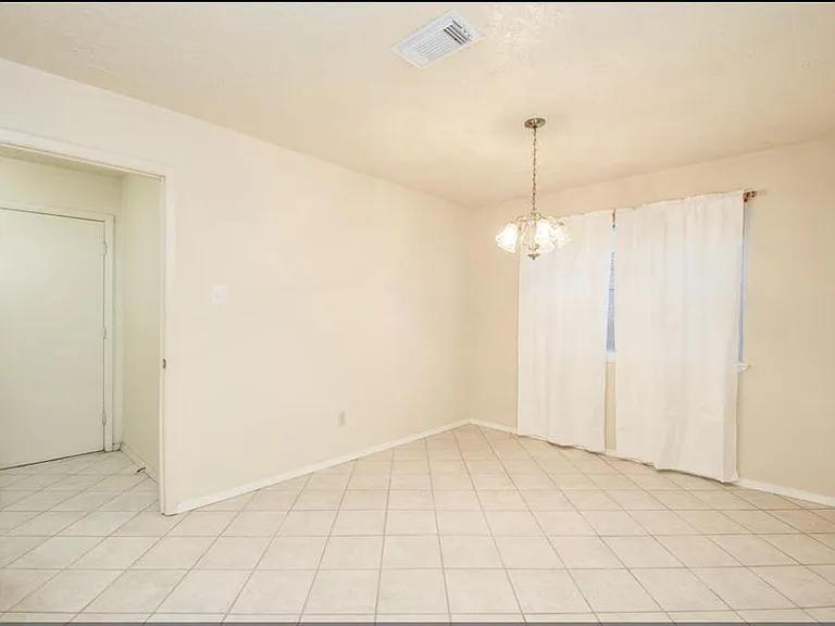 8206 Westbank Ave — Photo 16