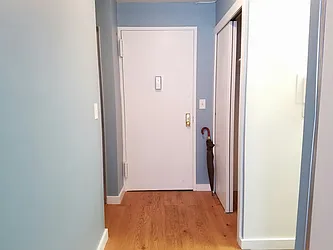 Rented by Manhattan Apartment Organization