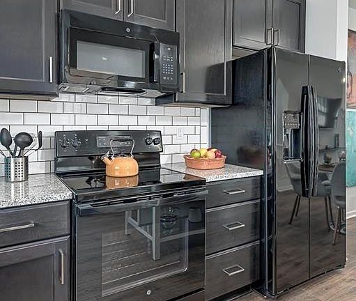 5th image of 24035 Battelle Ave Unit 20
