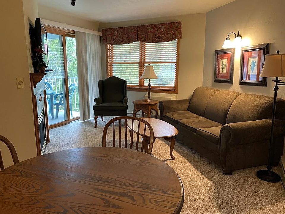 1st image of 10396 Water St #202