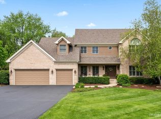 9N900 Heatherington Pl, Elgin, IL 60124