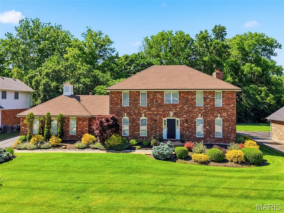 1st image of 147 Saylesville Dr
