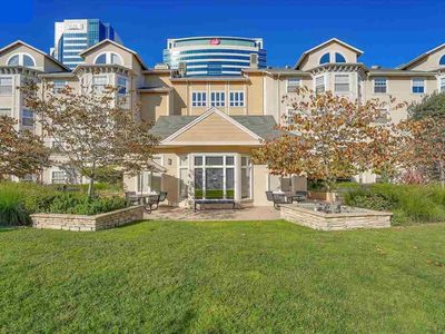 555 10th St APT 108, Oakland, CA, 94607