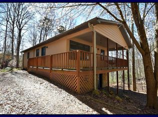 48 Ridge St, Franklin, NC 28734