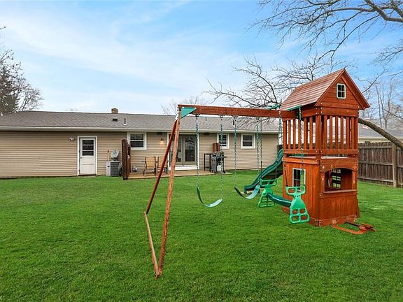 4th image of 4341 Maureen Dr