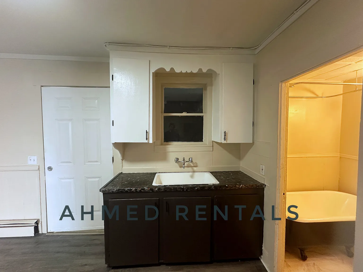 3 bed, 550 sqft, $1,850 — Photo 2
