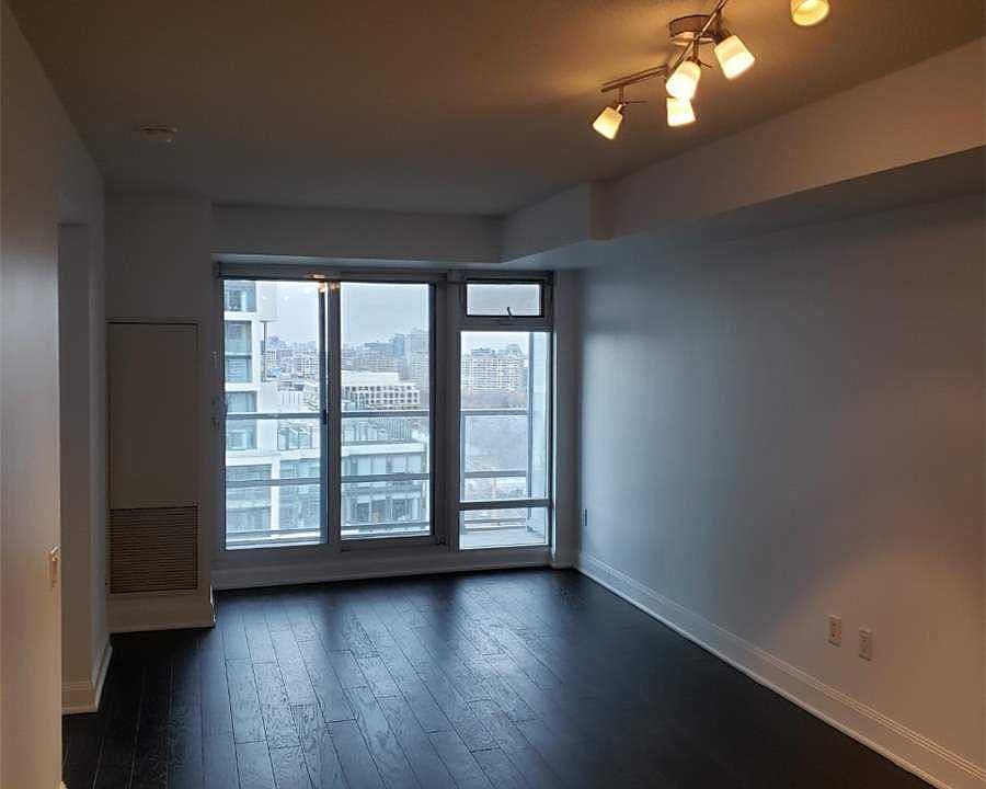 2nd image of 2181 Yonge St #1903