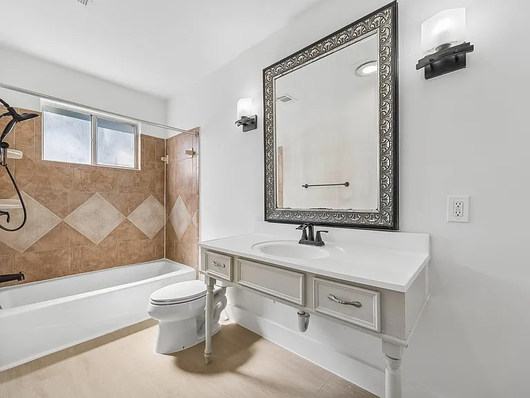 20806 Westgreen Ct — Photo 14