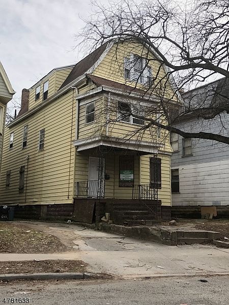 1st image of 540 N Grove St