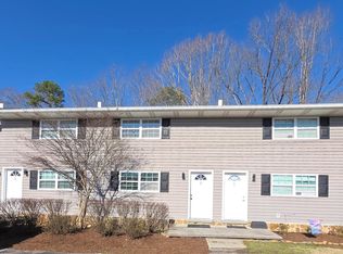 861 N Union Grove Rd APT 3, Friendsville, TN 37737