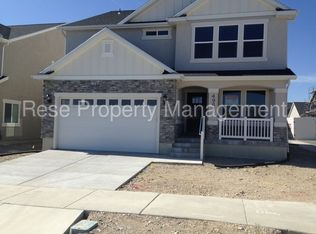 4967 W Berry Creek Dr, Riverton, UT 84096
