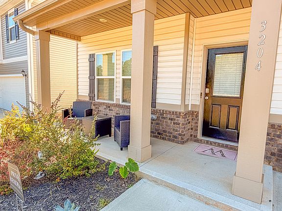 5th image of 3204 Emberly Dr