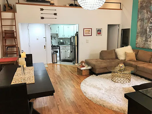 Rented by Joe Gotham LTD | media 24