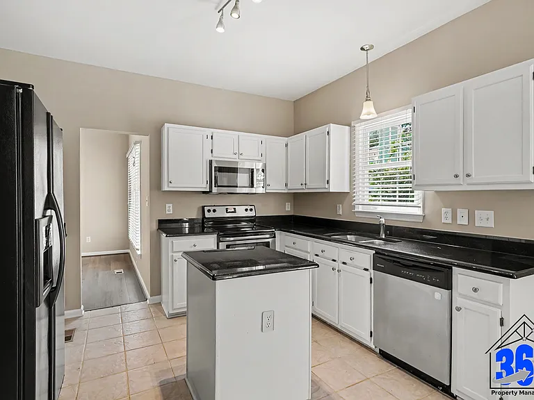 5524 Edgebury Rd — Photo 10